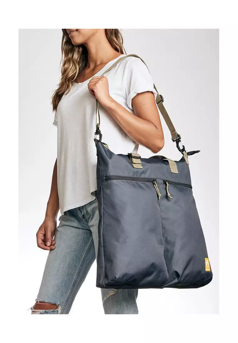 Buy Nixon Heist Bag Navy (C3031307) 2024 Online ZALORA