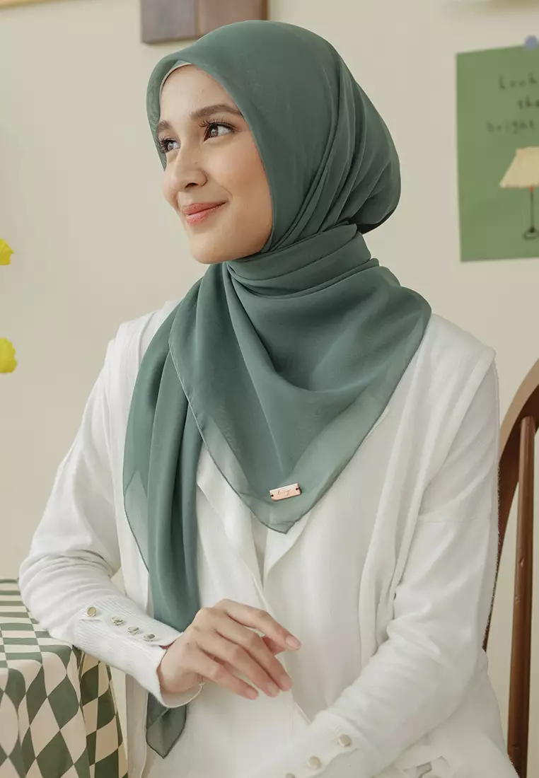 Kirana Paris Plain Japan Pine