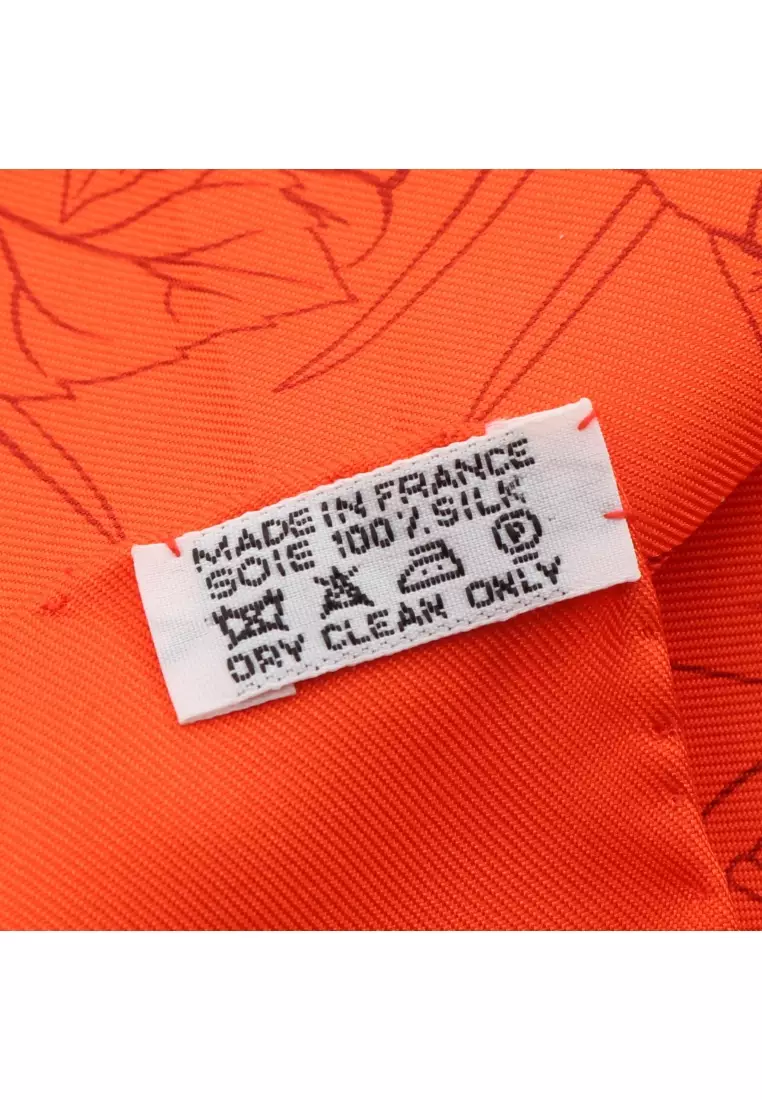 Pre-Loved Hermès carres 90 De la Citrouille a la Caleche scarf silk Orange red