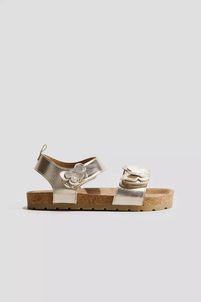 Ankle strap sandals