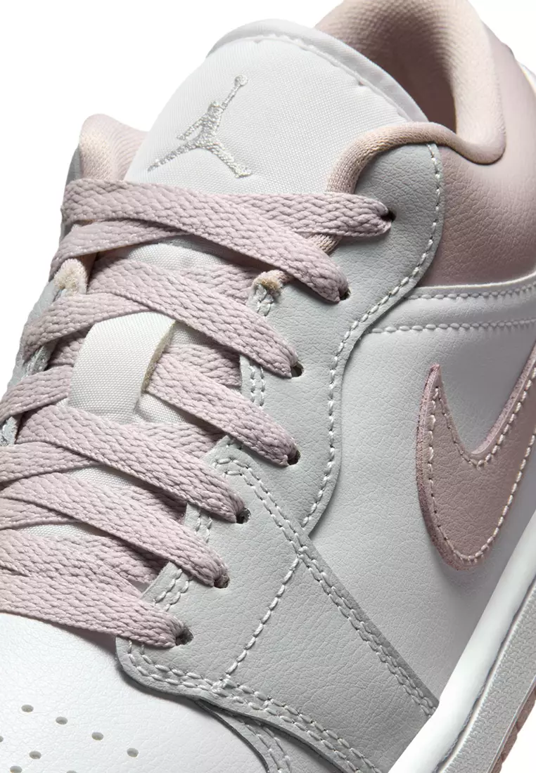 Air Jordan 1 Low Shoes