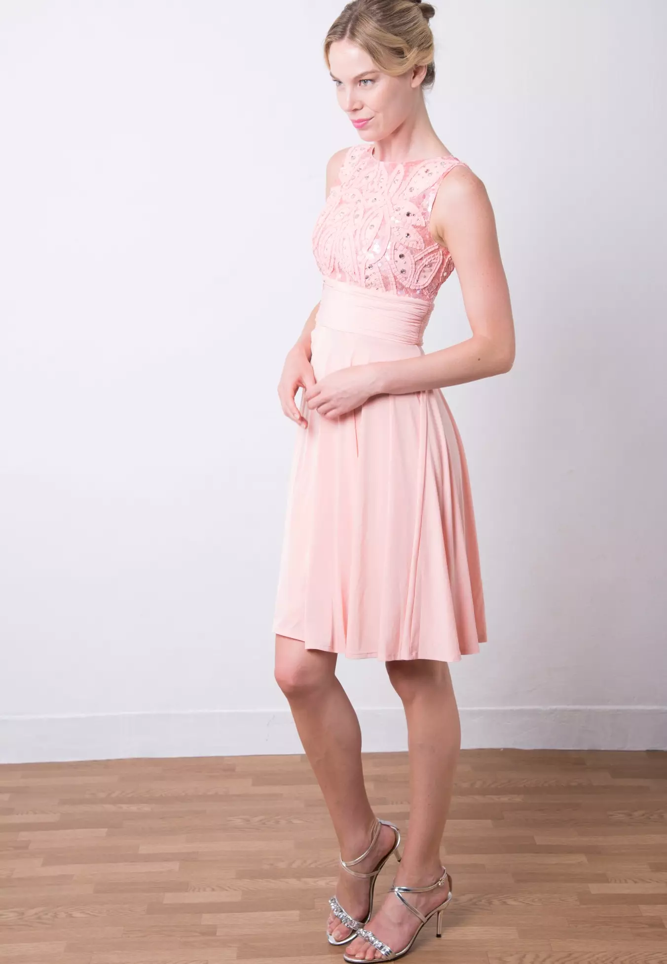 Charming Polyester Chiffon Beaded Cocktail Dress