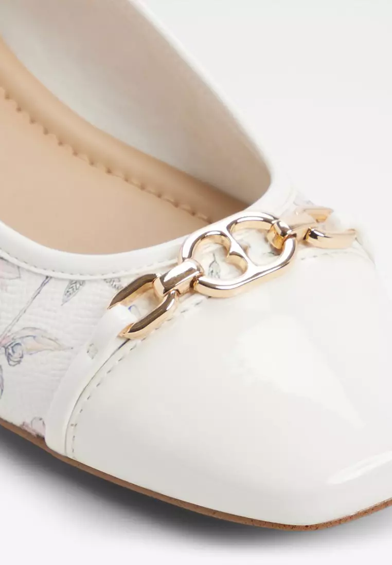 Krishelle Ballet Flats