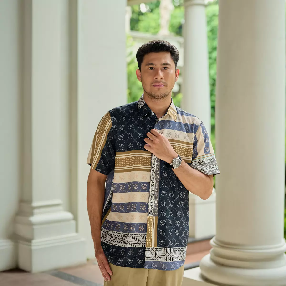 ZM Zaskia Mecca - Maziz Night Plus Size Kemeja Koko Pria Lengan Pendek - Edisi Monogram