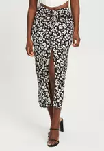 Black Base Leopard