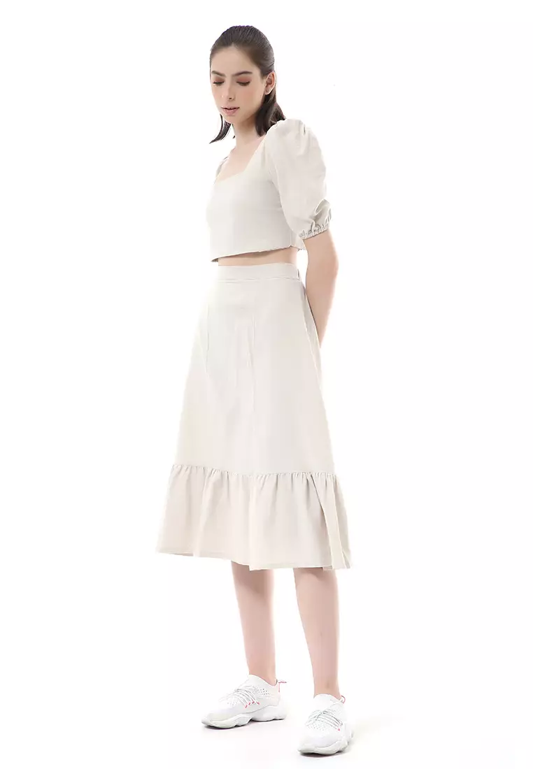 Nayra One Set Setelan Wanita Blouse Ruffle Lengan Pendek Midi Skirt Material Linen ORIGINAL - Sand