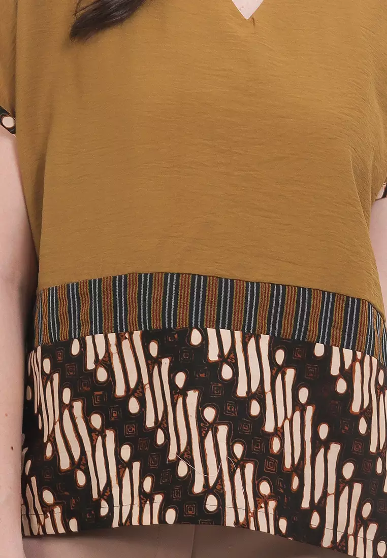 Fira Top Blouse Batik Cap Lengan Pendek