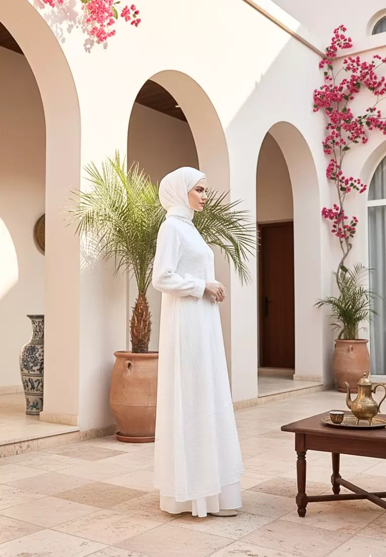 Gamis Muslimah Putih Elegan Model Long Dress Premium – Baju Lebaran Wanita Terbaru Nyaman, Anggun & Mewah Dipakai By Brilliant Girl Warna PUTIH