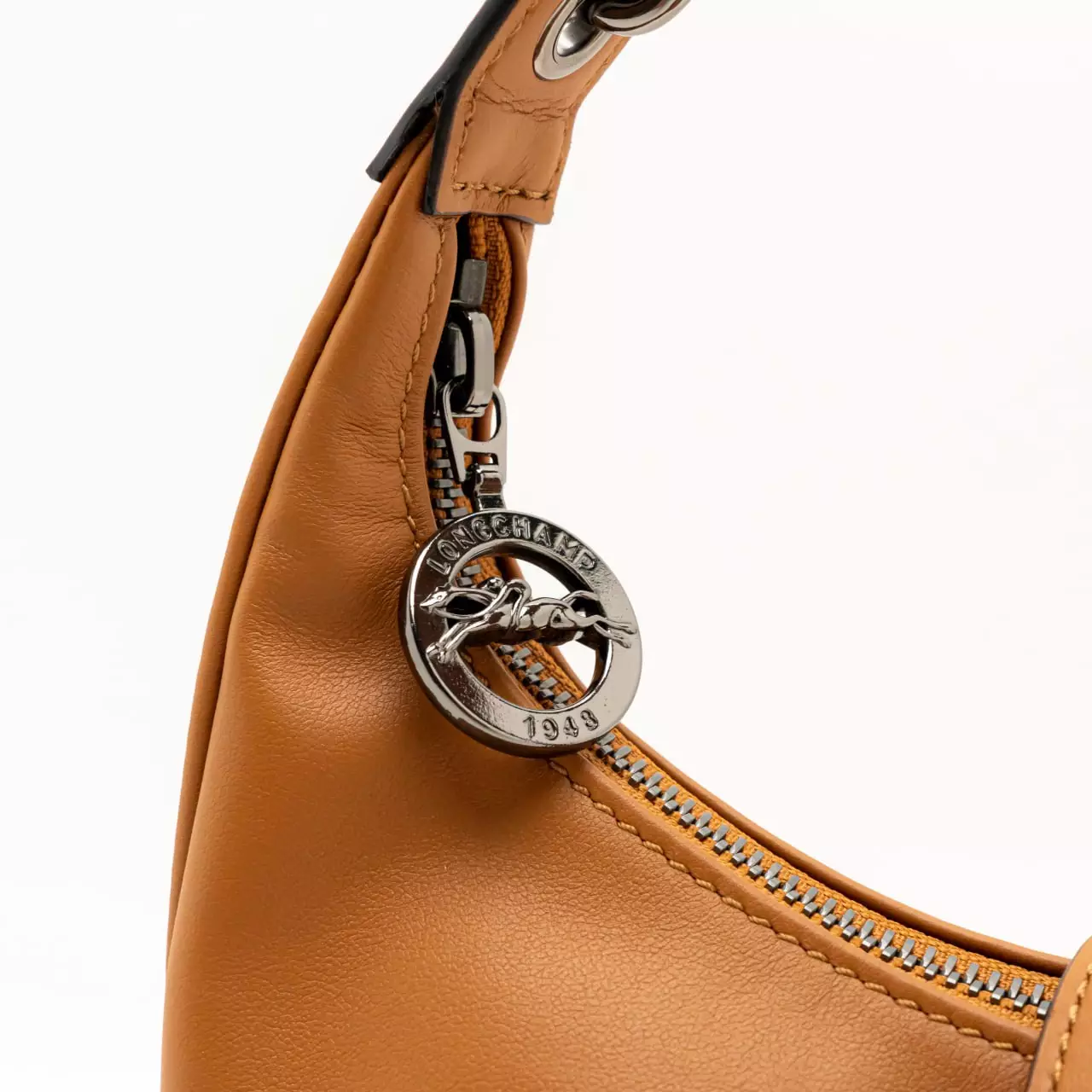 [7.7 SALEBRATION] Le Pliage Xtra Small Shoulder Bag Cashew