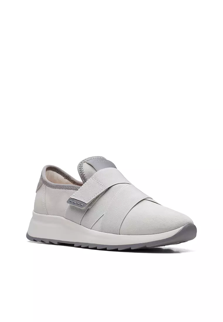 Discount on Clarks  shoes - SKU: Dashlite Strap Trainers Light Grey Combi