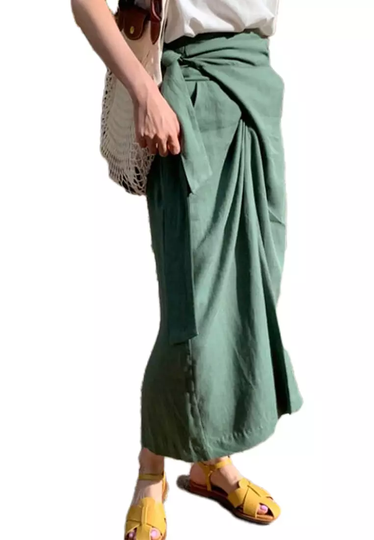 New loose short-sleeved T-shirt + strappy high-waist skirt suit CA24032539W