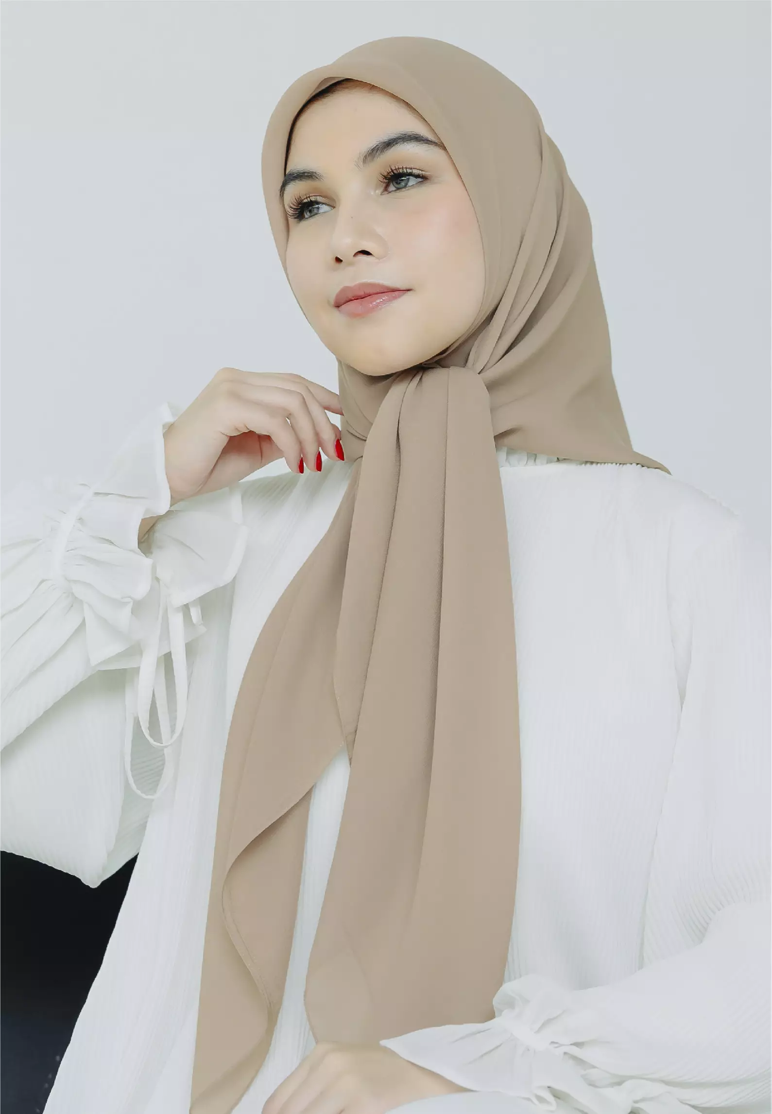 Polly Cotton (Hijab Segiempat Bella Square) Pale Brown
