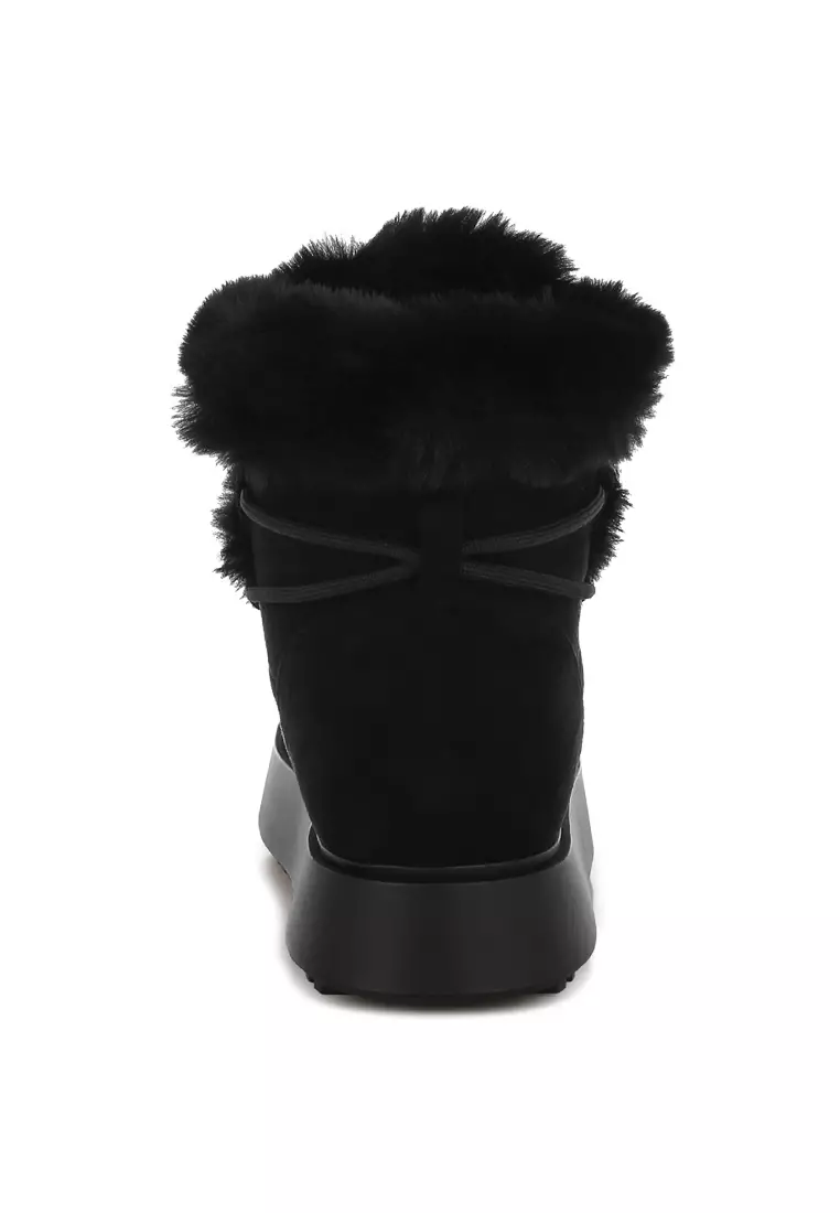 Faux Fur Collar Flatform Boots in Black