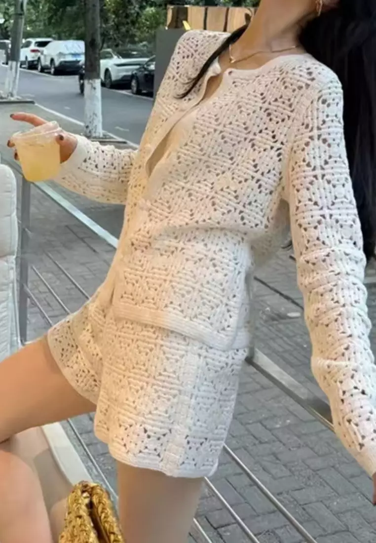 New style unique hollow top and shorts set CA25091404W