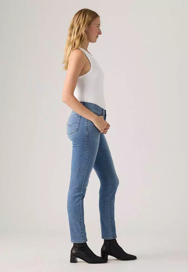 Levi’s® Women's 312 Shaping Slim Jeans 19627-0246