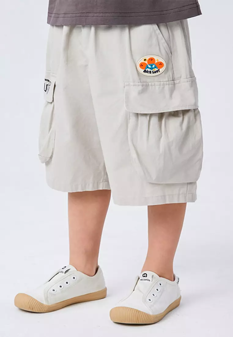 Graphic Printed Cargo Shorts With Double Pockets