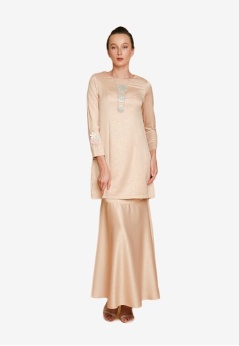 Queen Luxe Kurung Cream from Cirgaro in White and Beige