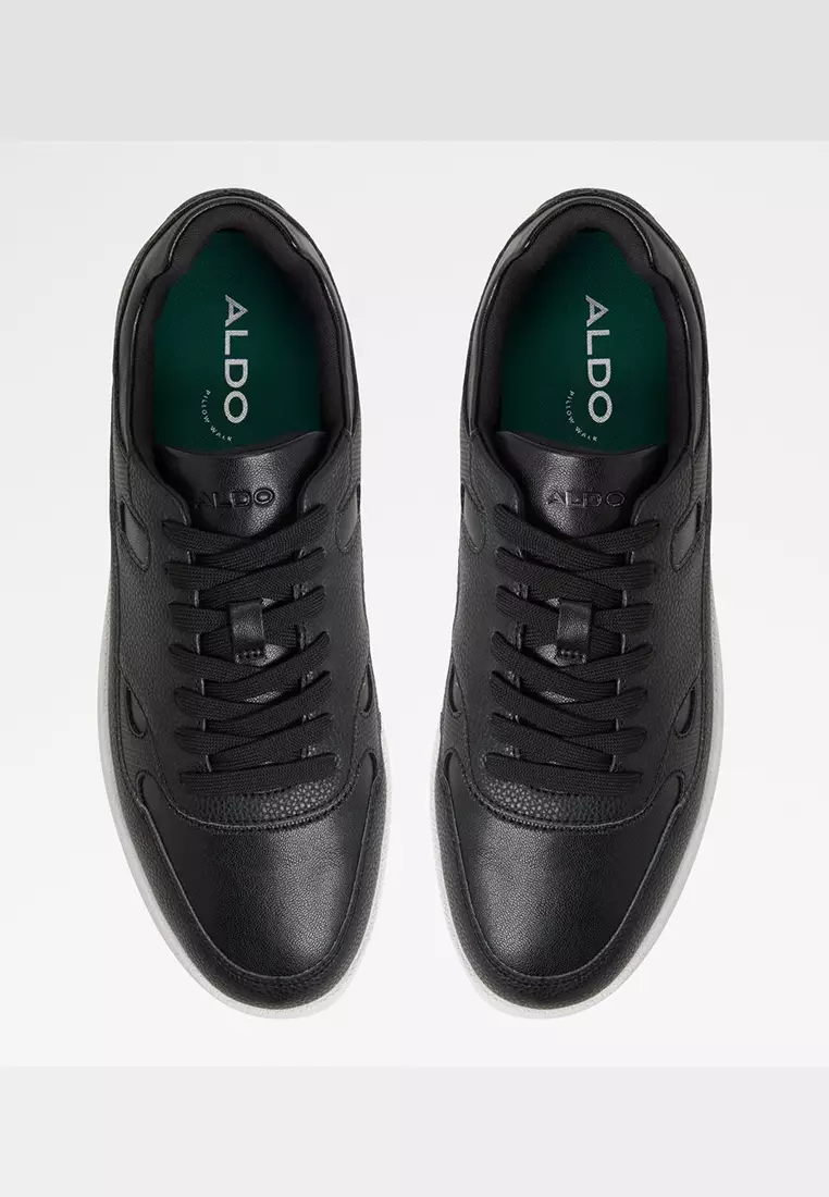 Curtis Low-Top Sneakers