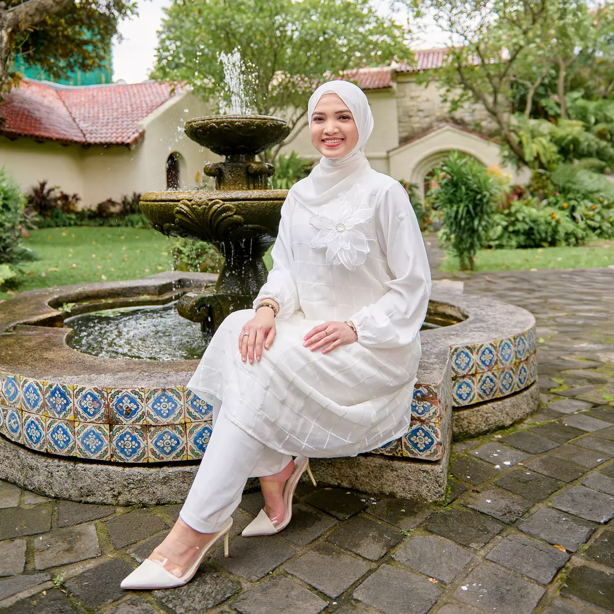 ZM Zaskia Mecca - Bivana Snow Midi Dress - White Series - Edisi Binar Samudra - Raya Collection Baju Lebaran Gamis Premium