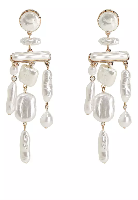 Vibrance Statement Chandelier Pearl Earrings