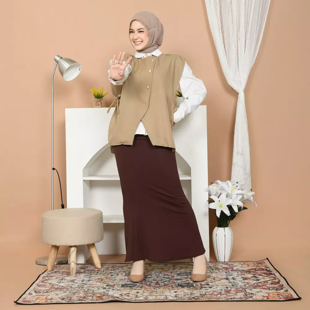 Devara Vest - Peanut M19550 R87S5