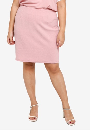 Plus Size Textured Knit Skirt