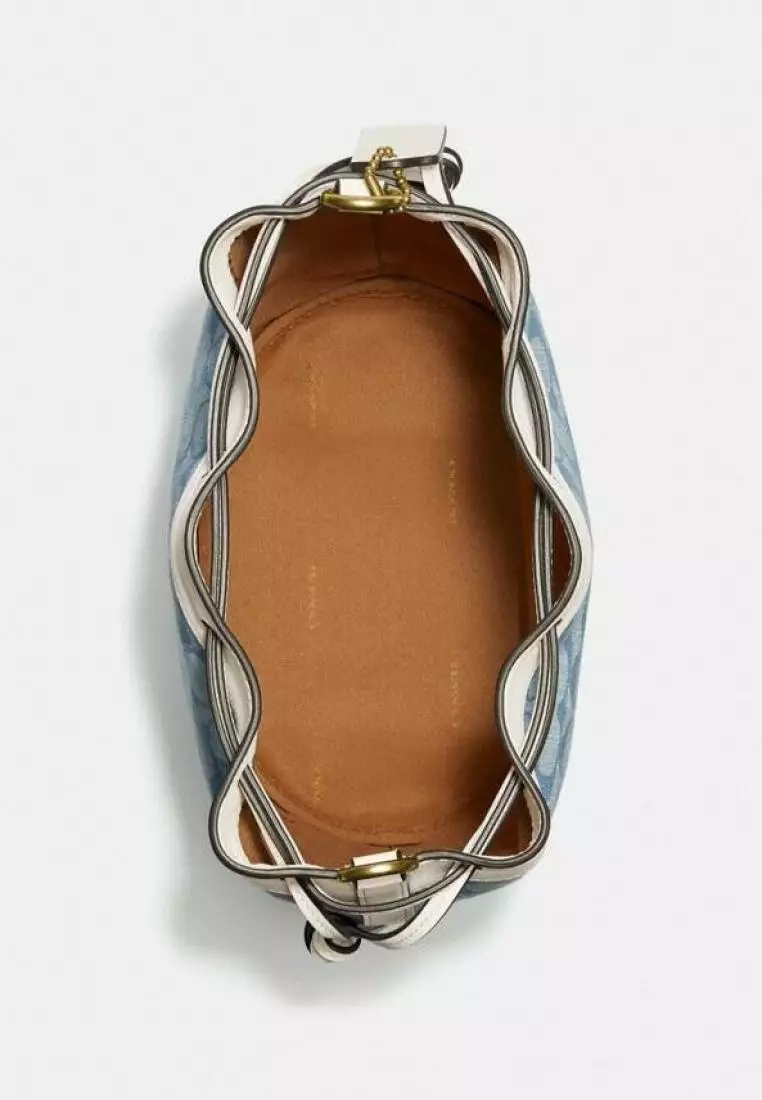 Jual Coach Coach Field Bucket Bag In Signature Chambray Light Washed