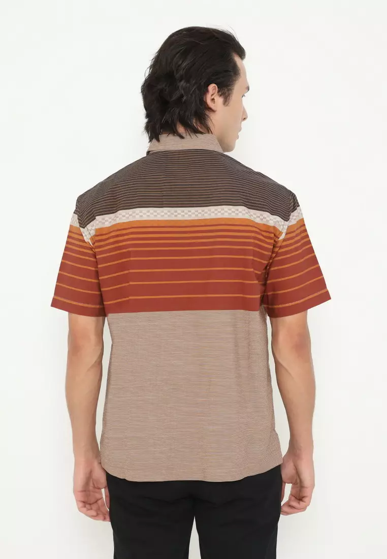 POLICE Kemeja Border Printing Regular Fit Pria