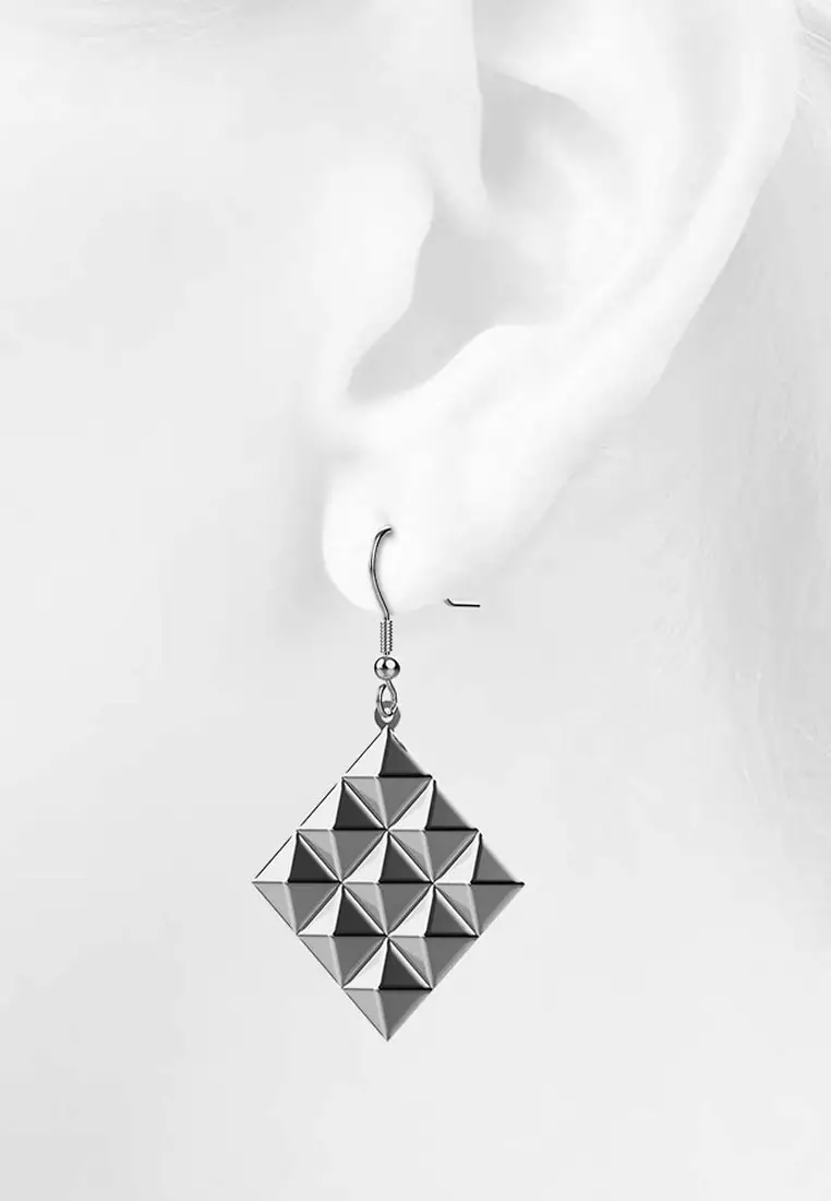 Fascination Geometric Style Diamond Shape Metallic Earrings White Gold