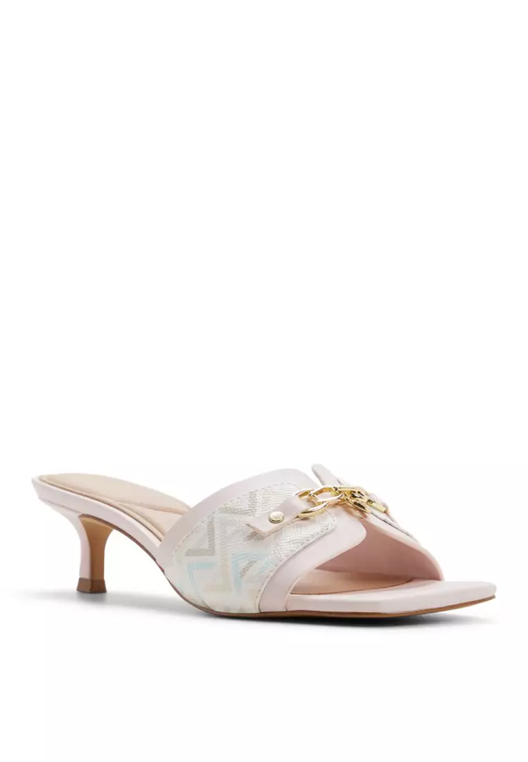 Annamassi Heels