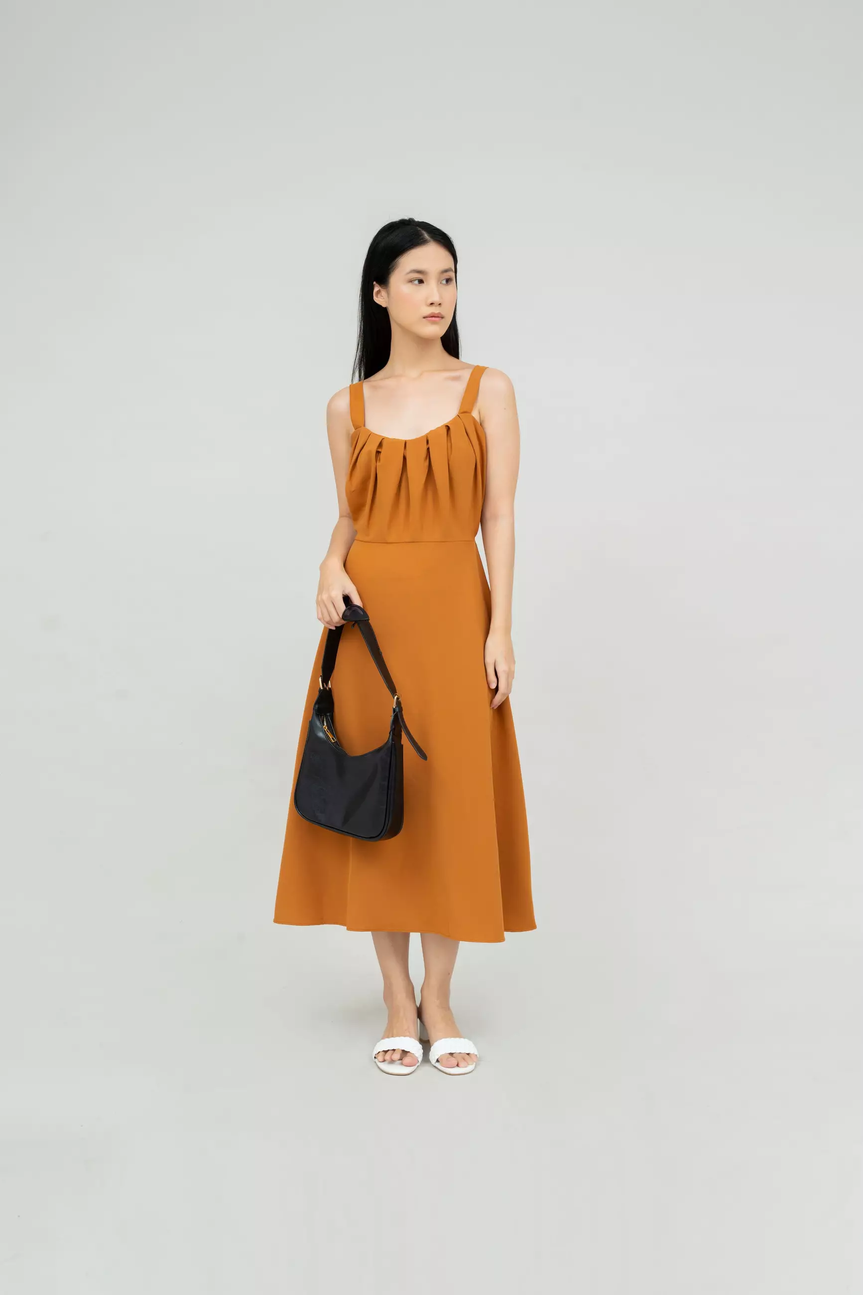 Houseofcuff Moon Dress in Mustard Dress Tanpa Lengan