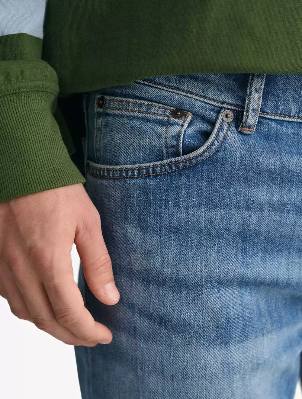 GANT - Pakaian Pria - Regular Gant Jeans - Mid Blue Worn In