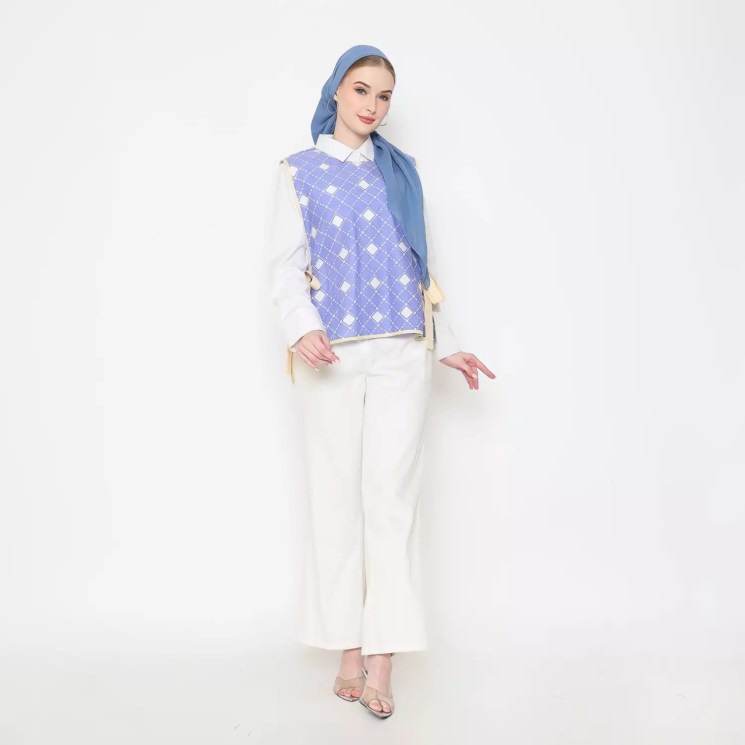 Vest Batik Wanita - Bhatara Batik Minesota - Rompi Batik Modern Tanpa Lengan