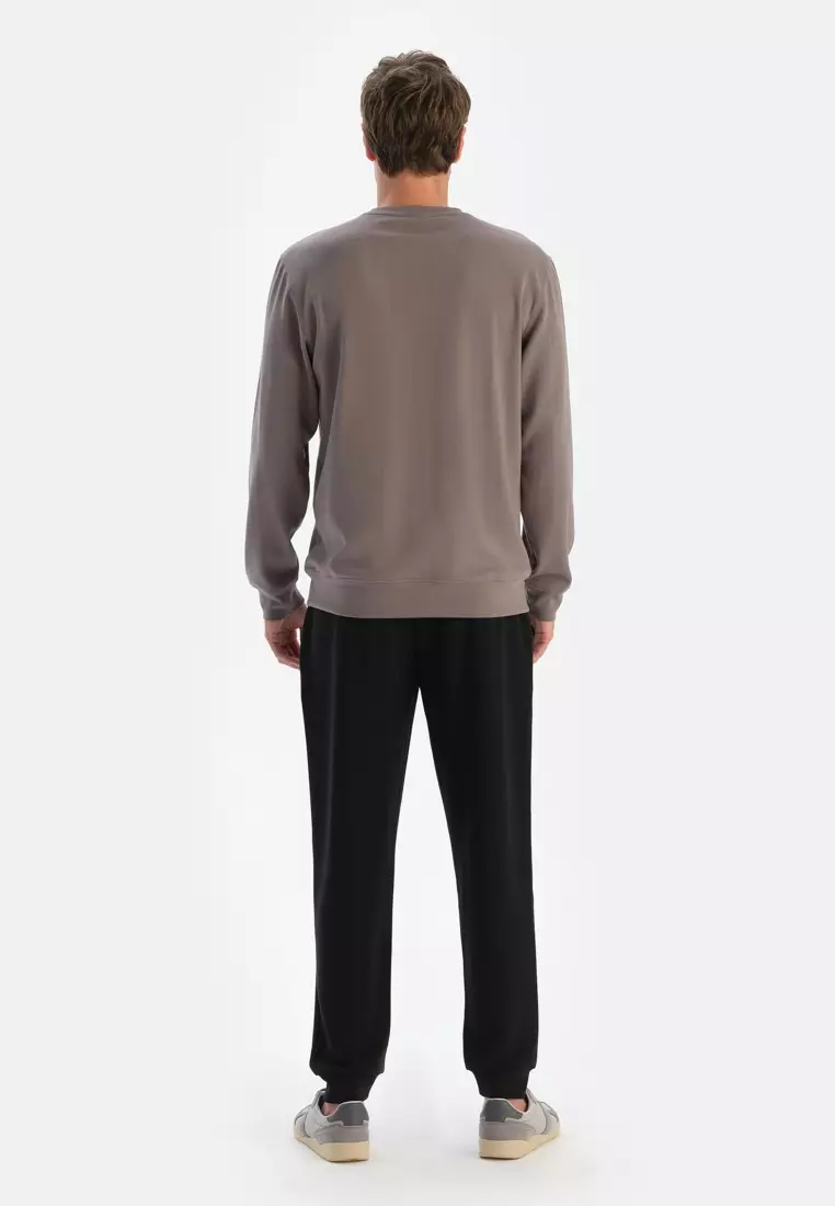 Grey Sweatshirt, Crew Neck, Regular Fit, Loungewear for Men