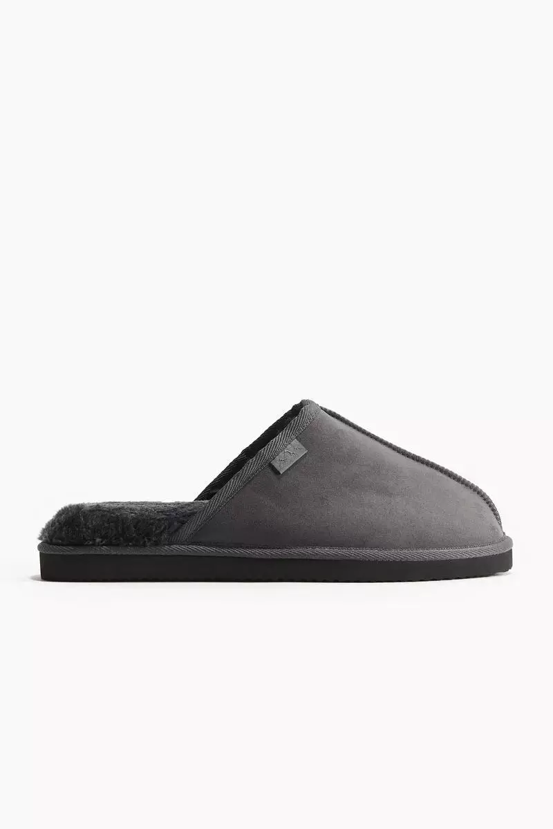 Discount on H&m  shoes - SKU: Pile-Lined Slippers