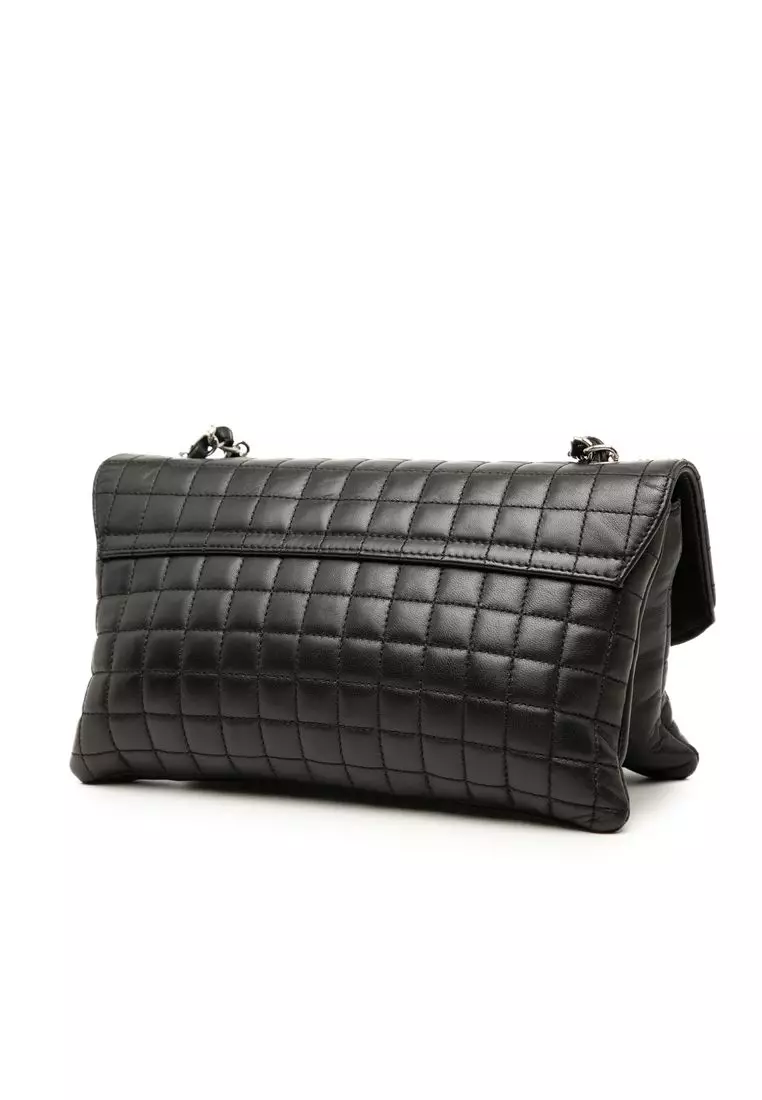 Pre-Loved Chanel Cc Chocolate Bar Lambskin No 5 Camellia Shoulder Bag