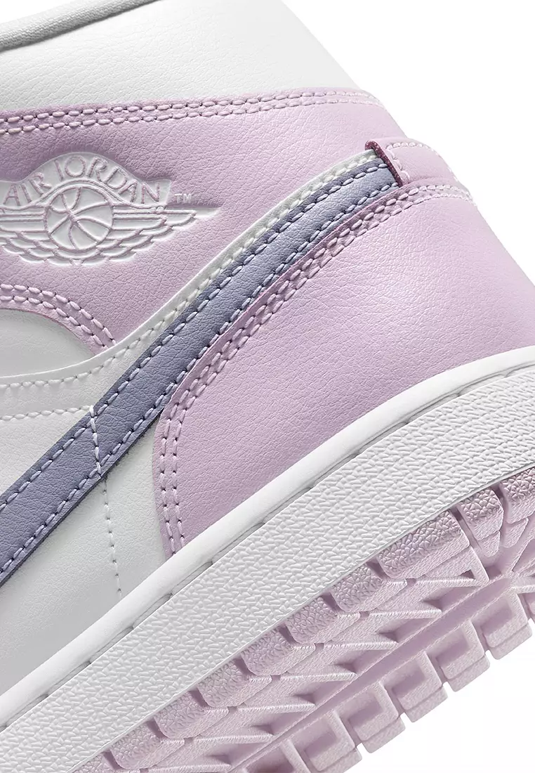 Air Jordan 1 Mid Shoes