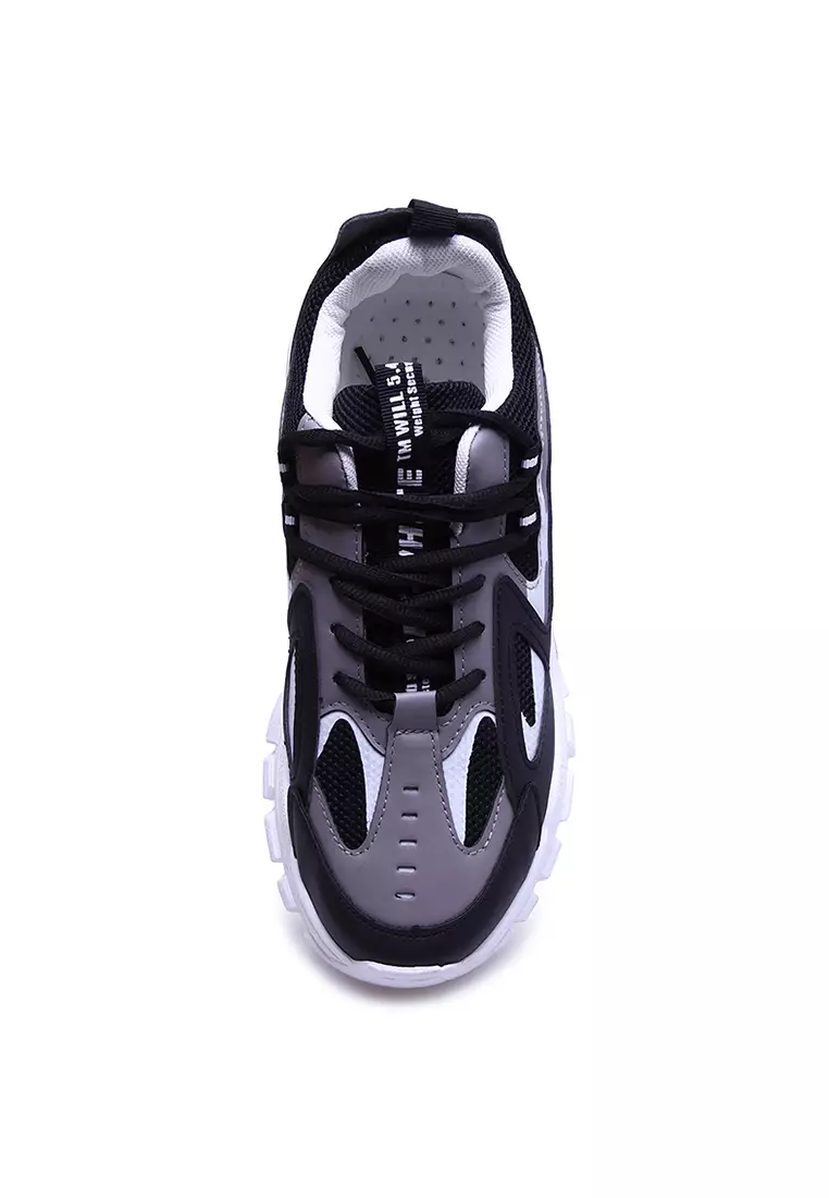 Sepatu Sneakers Pria Fashionable 2023