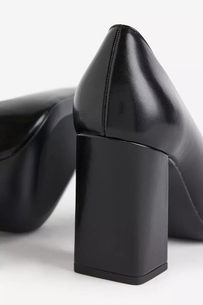 H&m black pumps shop