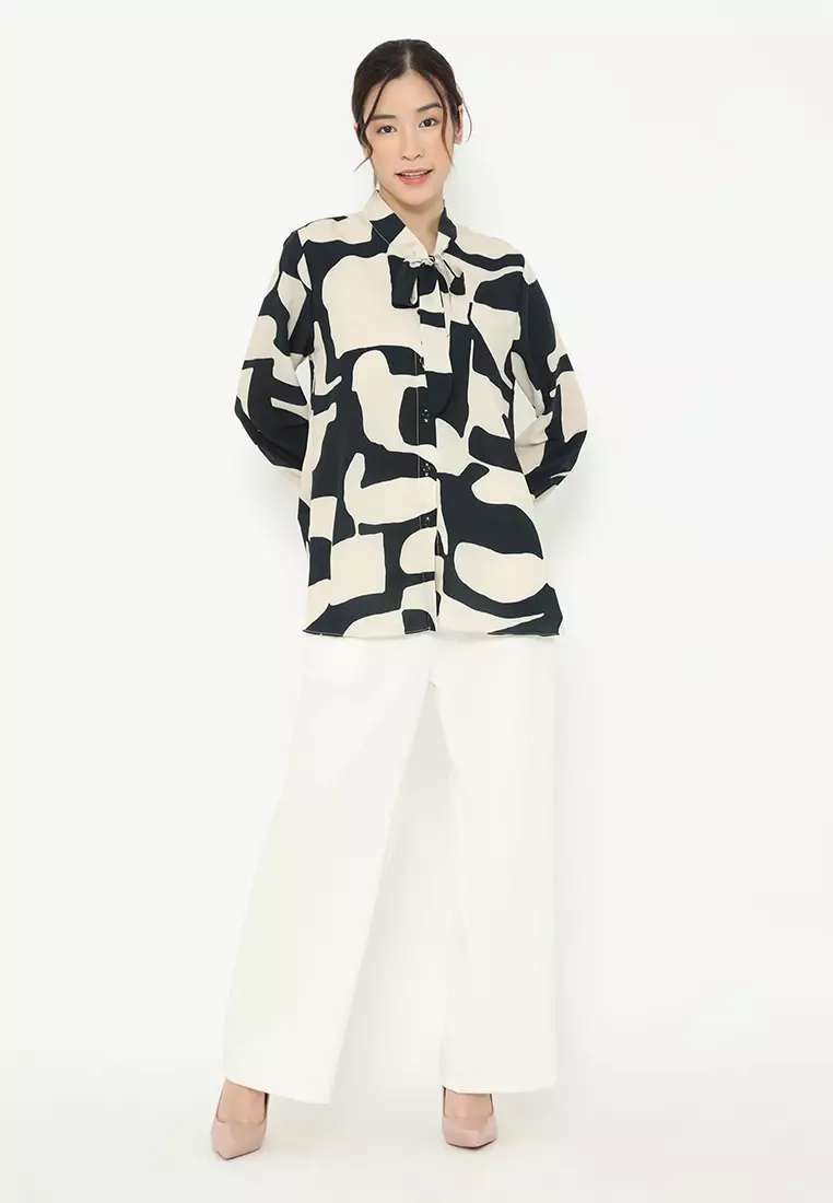 Blus With Geometri Pattern With Long Sleeve In Cream By Brilliant Girl Warna CREAM