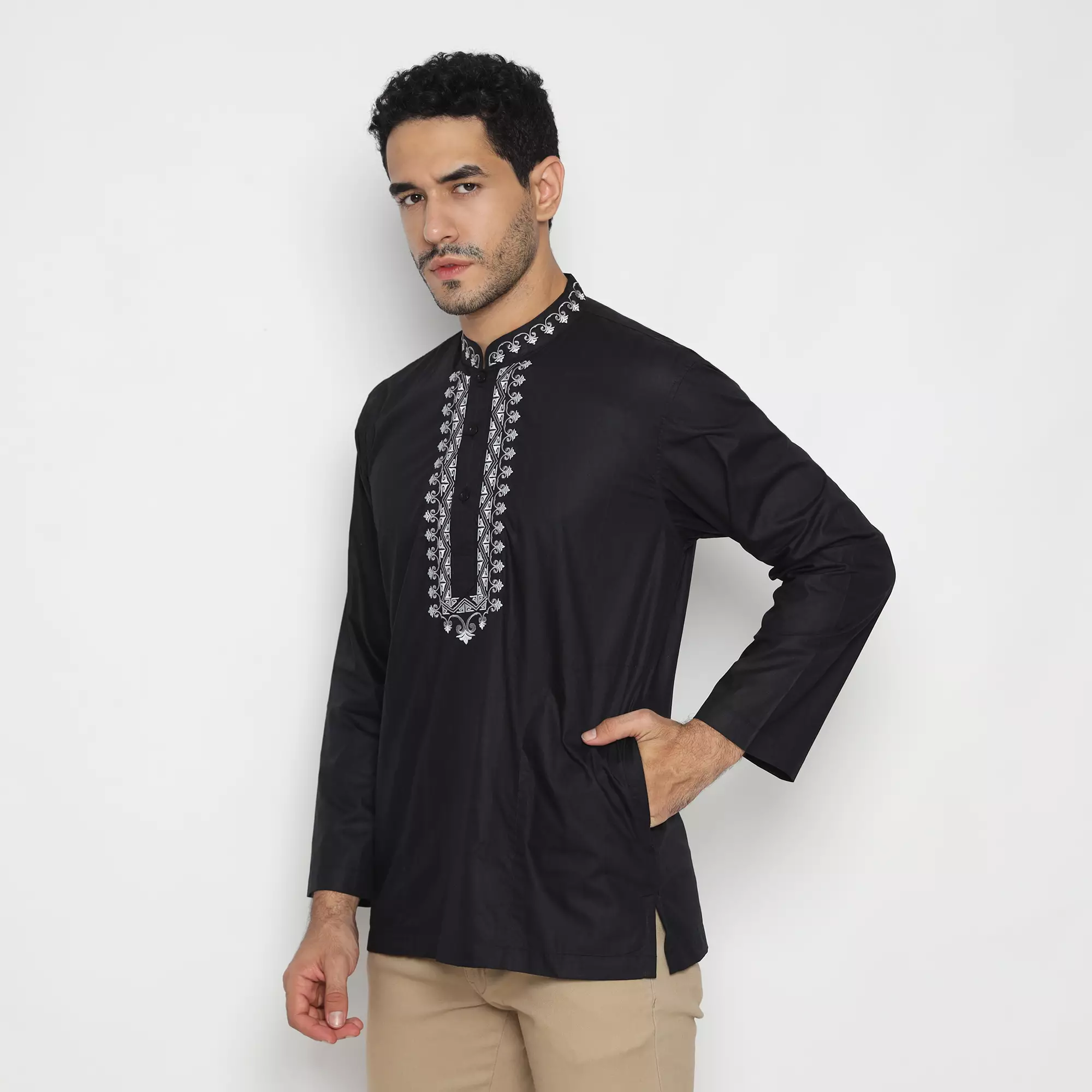 Platini Kemeja Koko Pria Lengan Panjang Katun Black 061016