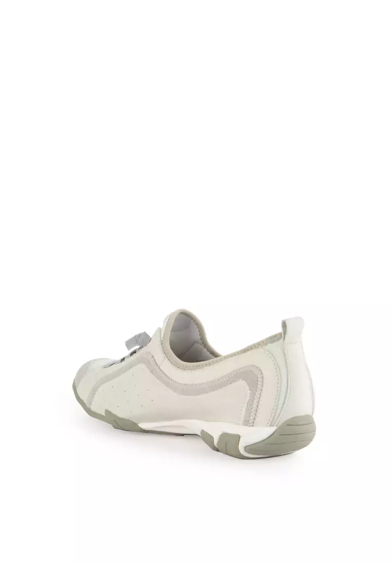 Ladies Casual - Qualify