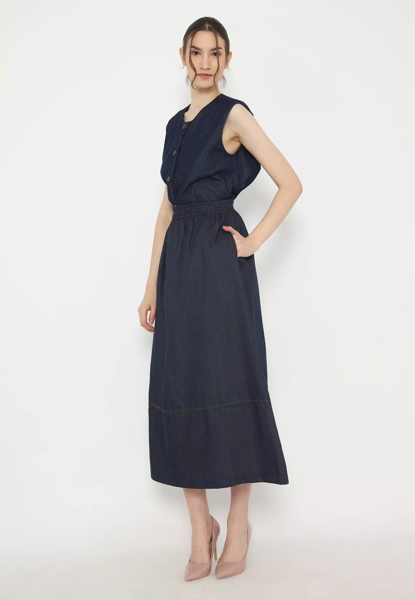 Woman Vest Denim Casual Look Sleeveless In Dark Navy By Brilliant Girl Warna VEST