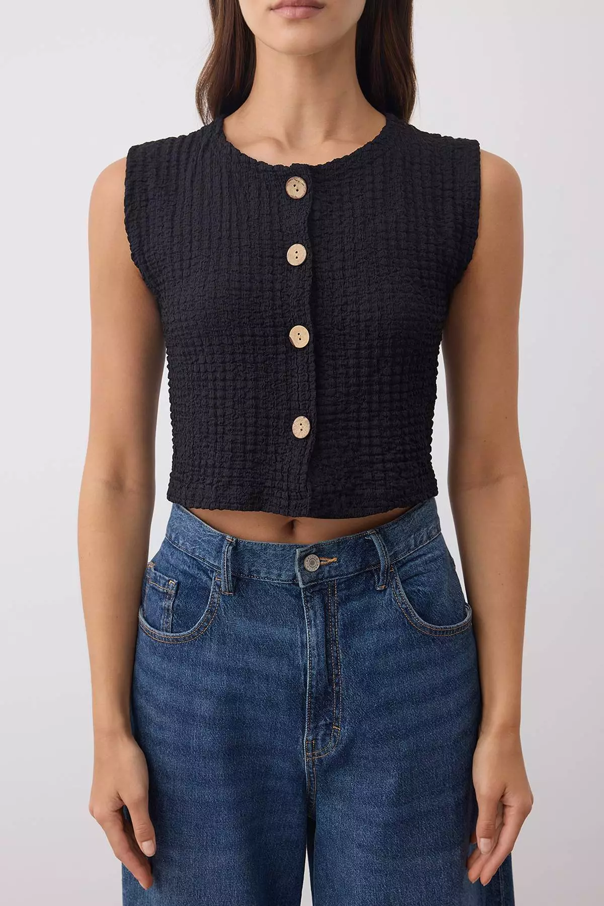 Black Textured Buttoned Fitted Crop Flexible Knitted Blouse Vest