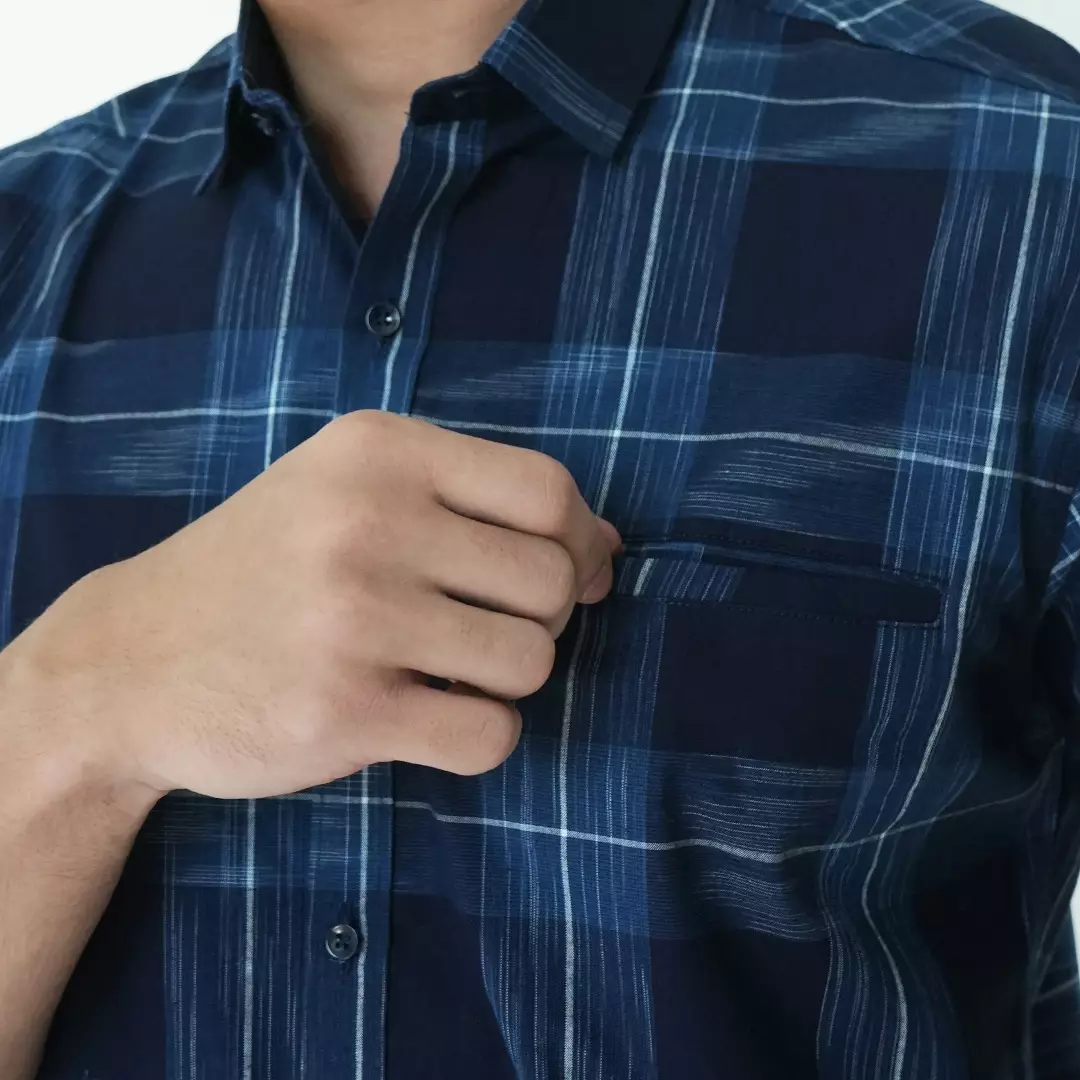 Casella Kemeja Chicago Pria Lengan Pendek Exclusive Motif Kotak 2339 Dark Navy