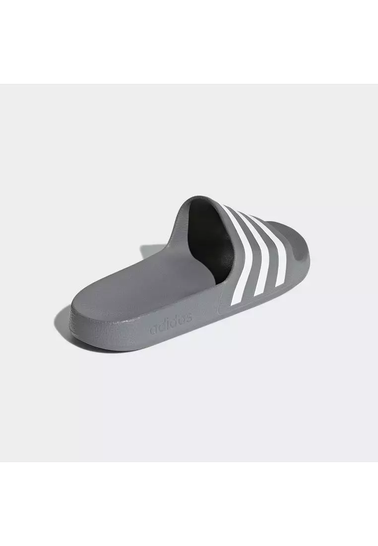 Adilette Aqua Slides