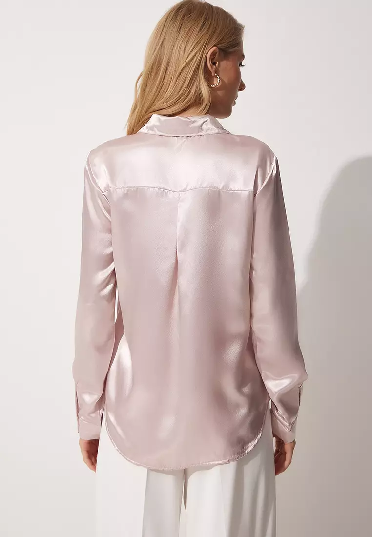 Lightly Draped Satin Surface Shirt