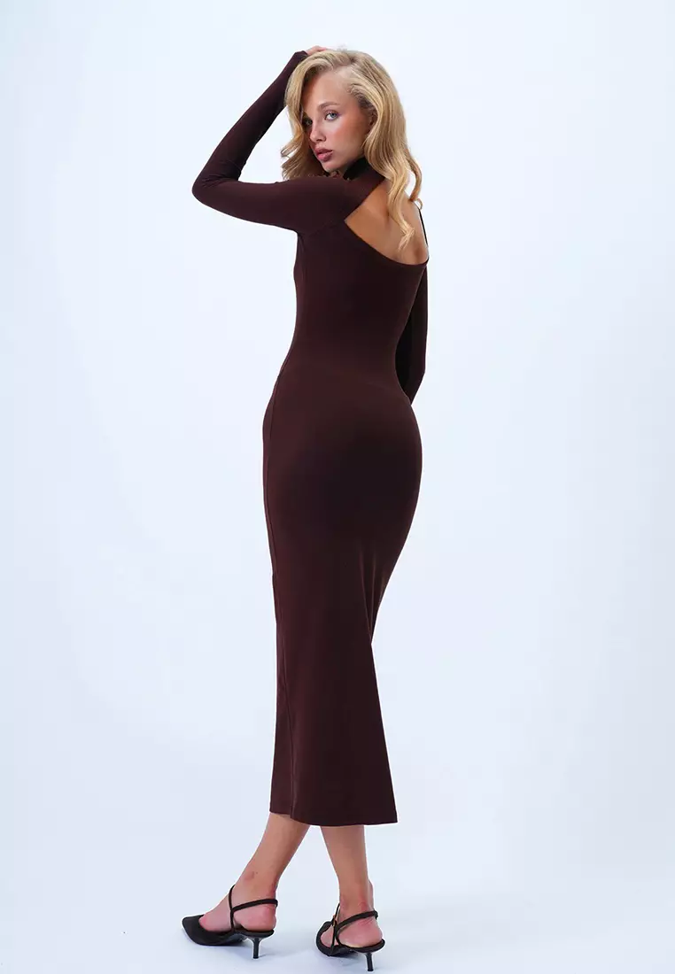 Stand Collar Backless Maxi Length Sandy Dress