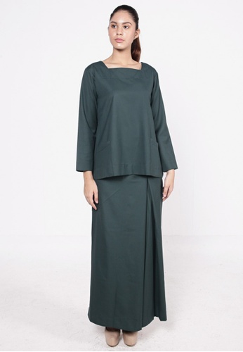 Tatti Kurung Emerald Green from HESHDITY in Green