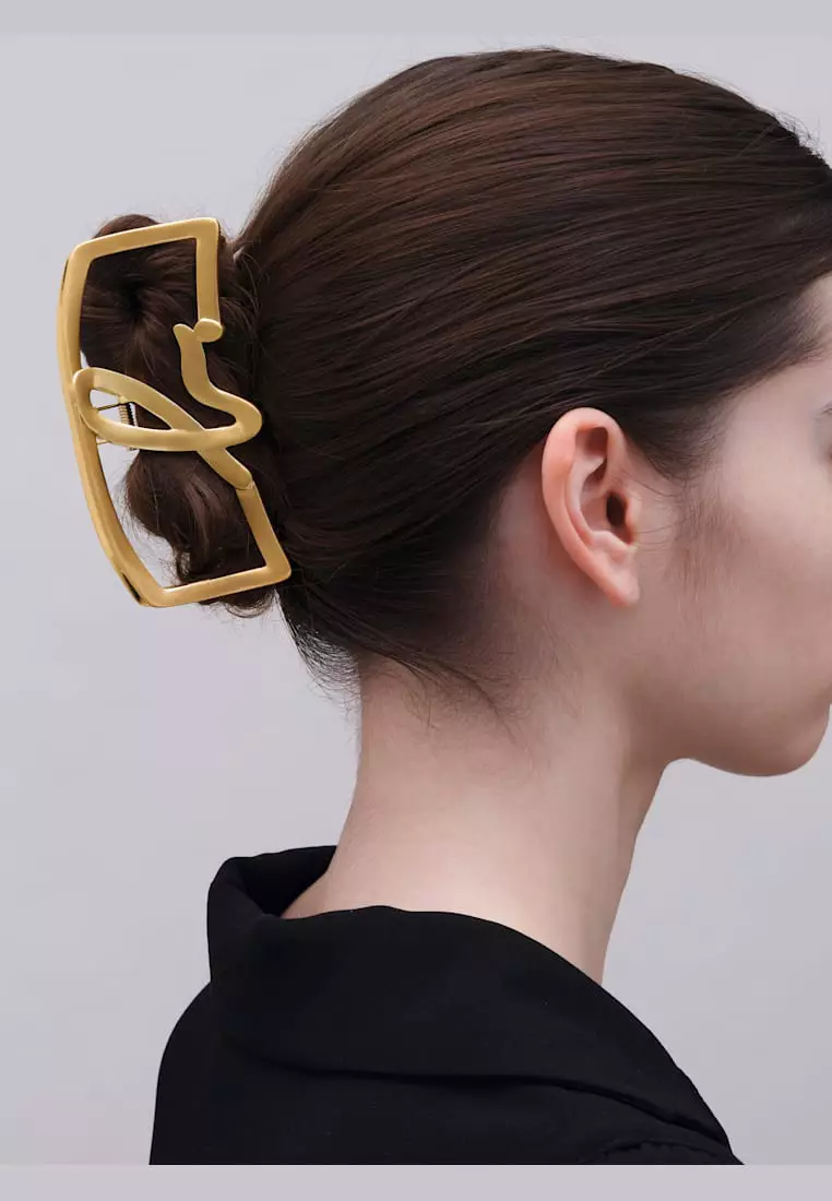 B. Logo Claw Hair Clip